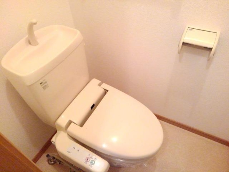 トイレ　図面と現状に相違がある場合には現状を優先