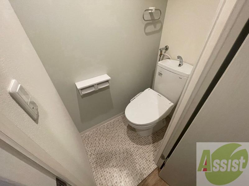 トイレ　トイレです。ウォシュレット付を探している方、おすすめです。