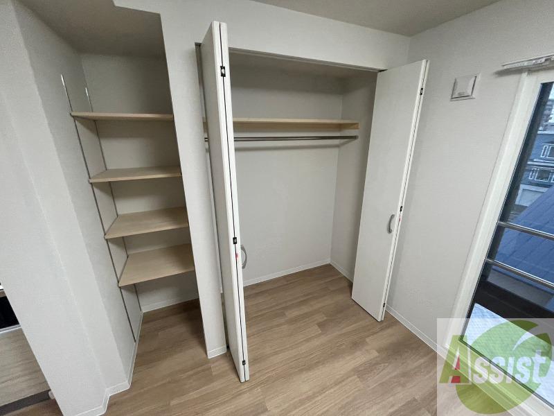 収納　収納もバッチリあるのでお部屋が片付きますよ！