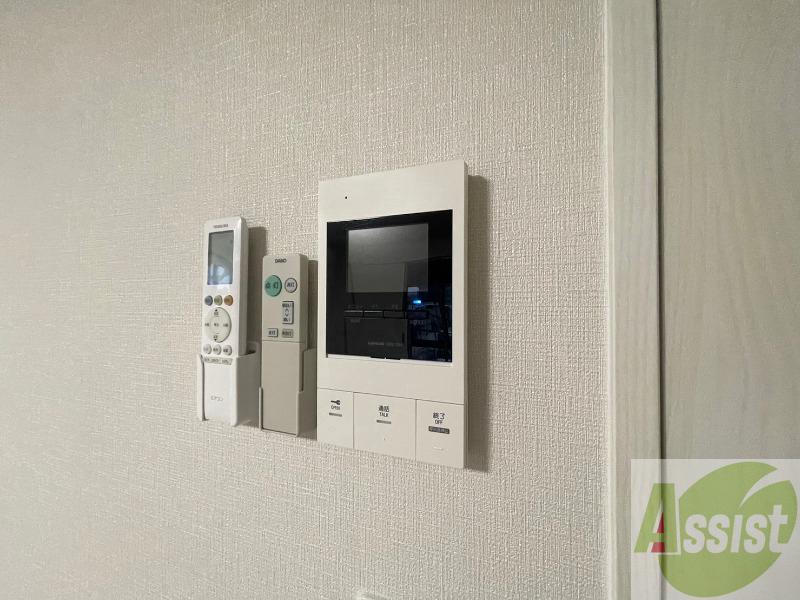 セキュリティ　ＴＶモニター付インターホンです。来客者の顔が見えるので安心！
