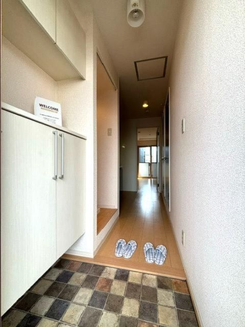 マ・メゾン湊通丁の玄関写真