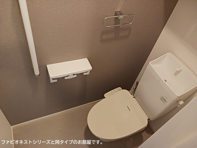 トイレ　ゆったりとした空間のトイレです
