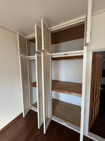 グリーンフォレスト西宮1の内装写真