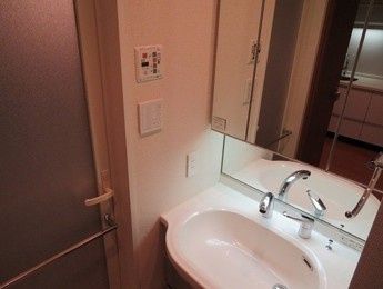 洗面設備　☆嬉しい独立洗面台☆