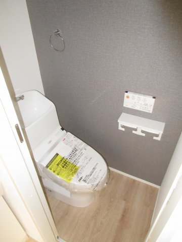 トイレ　落ち着いたトイレです