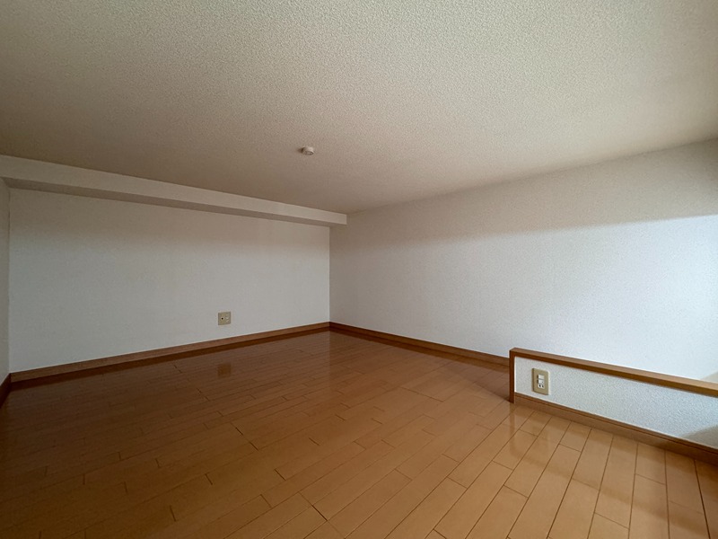 その他部屋・スペース　落ち着いて過ごせるお部屋なので、寝室にいかがでしょうか