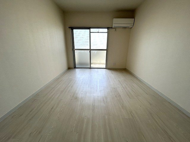 プリオールメゾンAOKIの居間写真