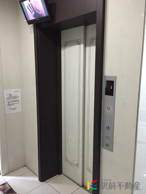 ロビー