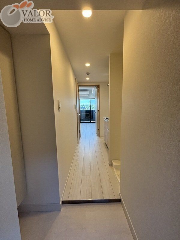 玄関　物件画像