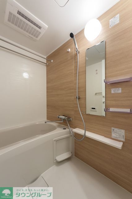 バス・シャワールーム　※写真は同タイプ住戸です。