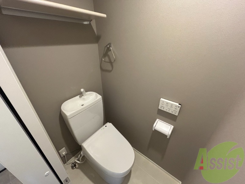 トイレ　トイレは清潔感があり安心して使用できそうです。