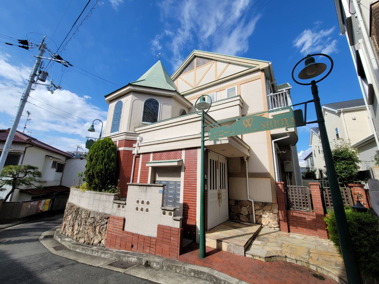 【ワコーレ塩屋の建物外観】