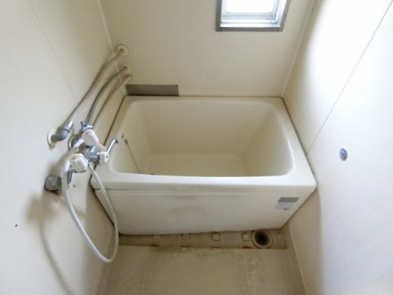 バス・シャワールーム　図面と現状に相違がある場合には現状を優先