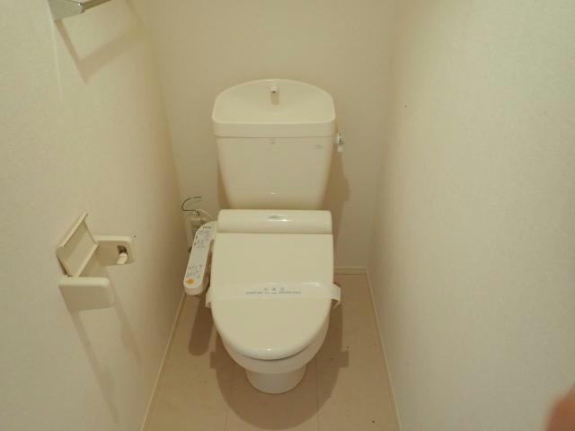 【亀田郡七飯町本町のアパートのトイレ】