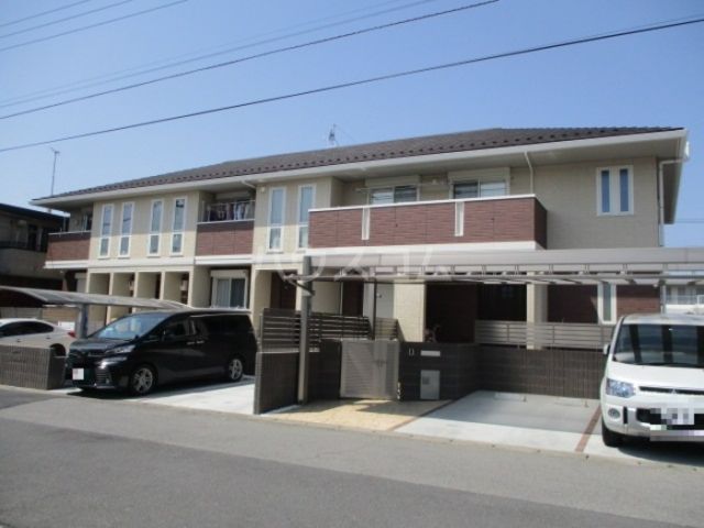 松戸市二十世紀が丘萩町のアパートの建物外観
