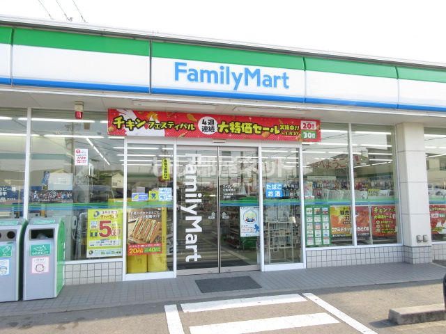 【松阪市大黒田町のアパートのコンビニ】