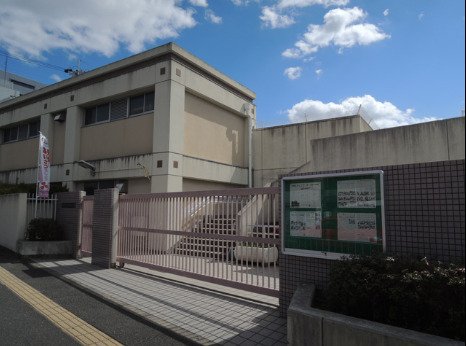 【豊中市立花町のマンションの小学校】