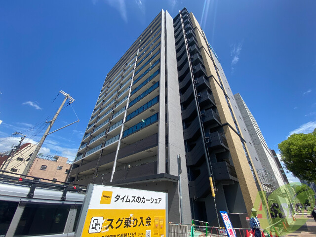 【プレサンス神戸セレスティアの建物外観】