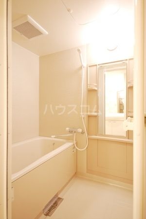 【御前崎市池新田のマンションのバス・シャワールーム】