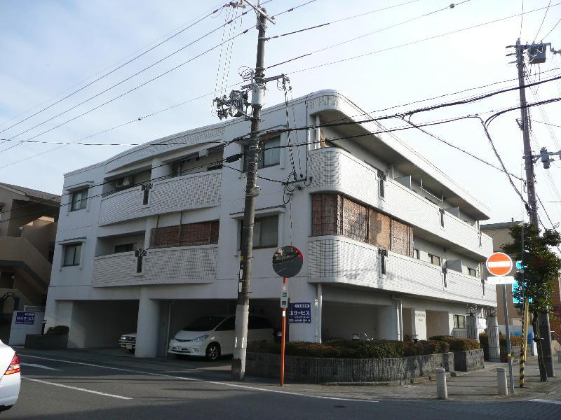 ホウエイハイツ武庫之荘の建物外観