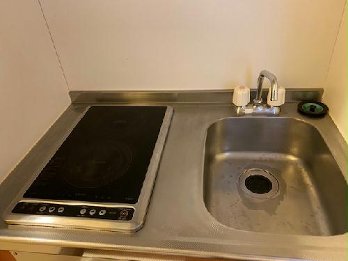 キッチン　設備・仕様は号室により異なる為、現況を優先致します。