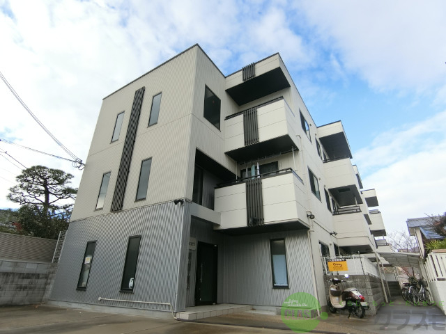 高槻市富田町のマンションの建物外観