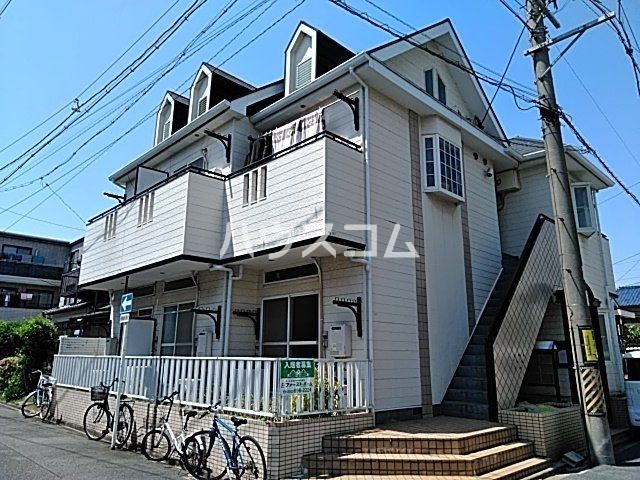 名古屋市南区中割町のアパートの建物外観