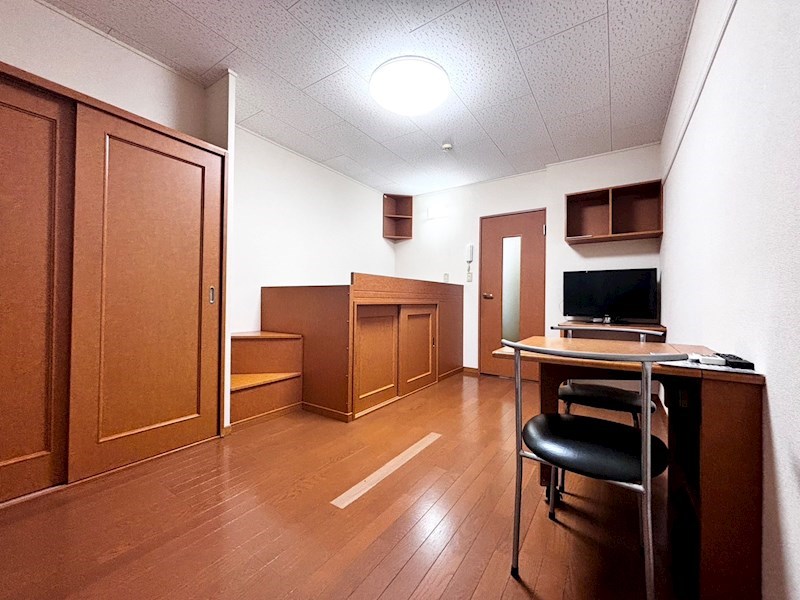 バルコニー　写真は別部屋。現状を有姿。