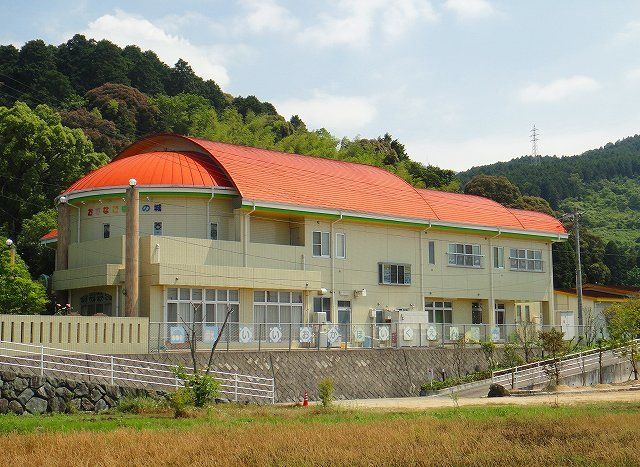 幼稚園・保育園　飯岡保育園（幼稚園・保育園）まで980m