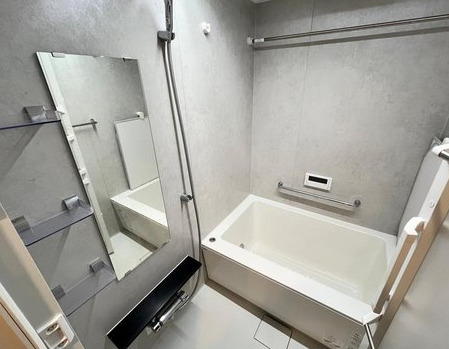 バス・シャワールーム　※別部屋の参考写真です。