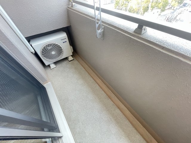 バルコニー　バルコニー付きです