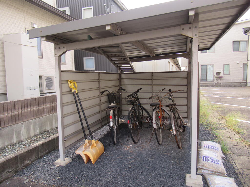 その他共有部分　自転車置き場