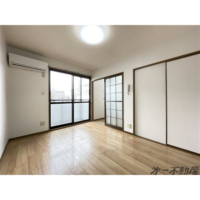 建物外観　洋室