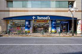 ドラックストア　トモズ 高田馬場店（ドラッグストア）まで319m
