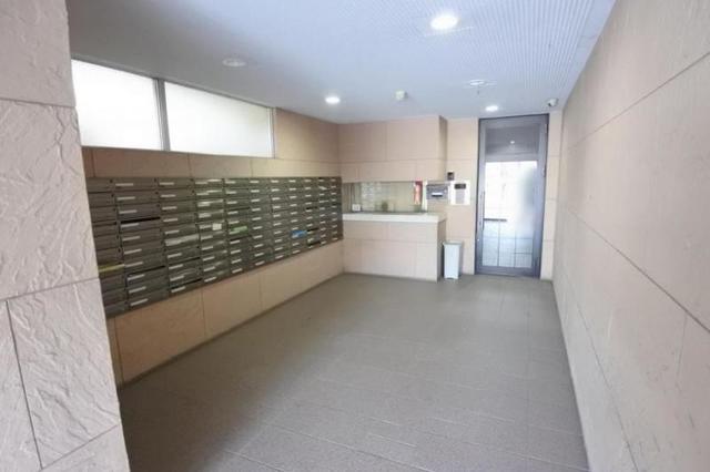 その他共有部分　【エントランスホール】オートロック付きです。