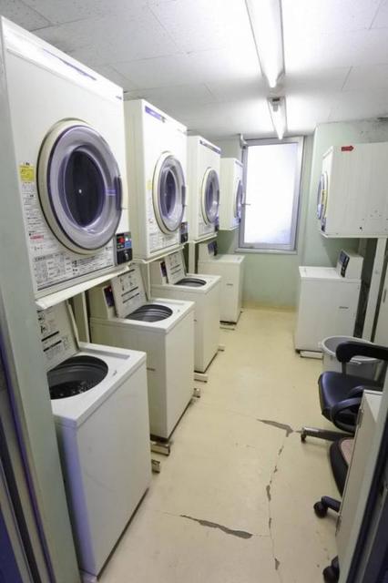 その他共有部分　【その他設備】コインランドリーあります。（有料）