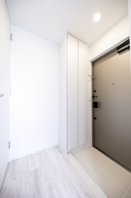 玄関　※写真は同タイプ住戸です。
