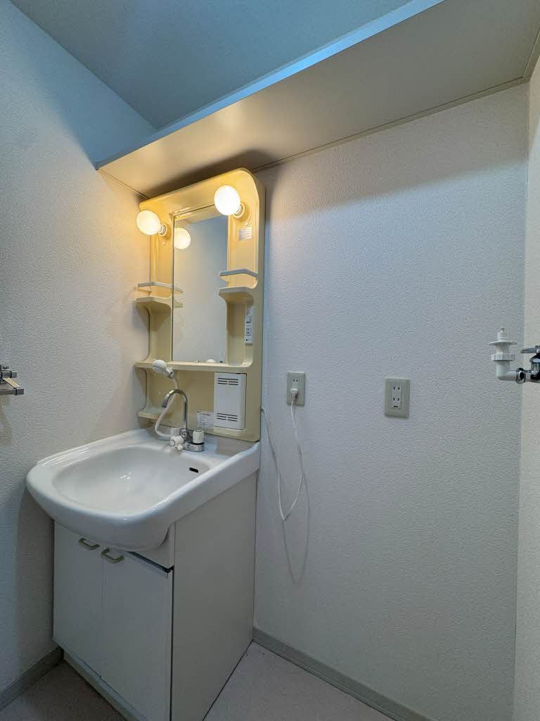 洗面設備　独立洗面台