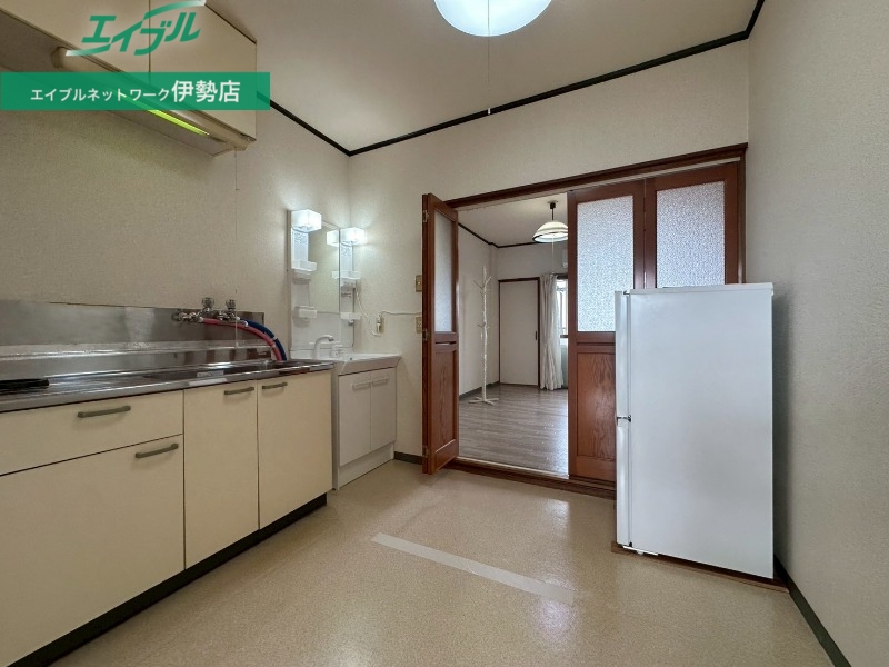 居室・リビング　同型別室のお写真です