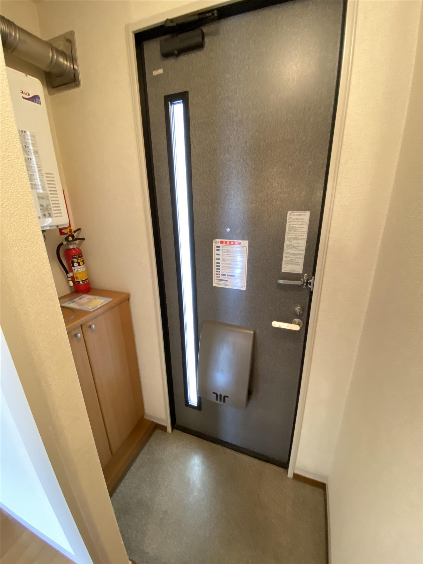 玄関　玄関