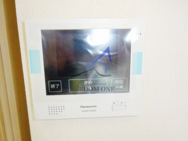 セキュリティ　モニター付きインターホンです。