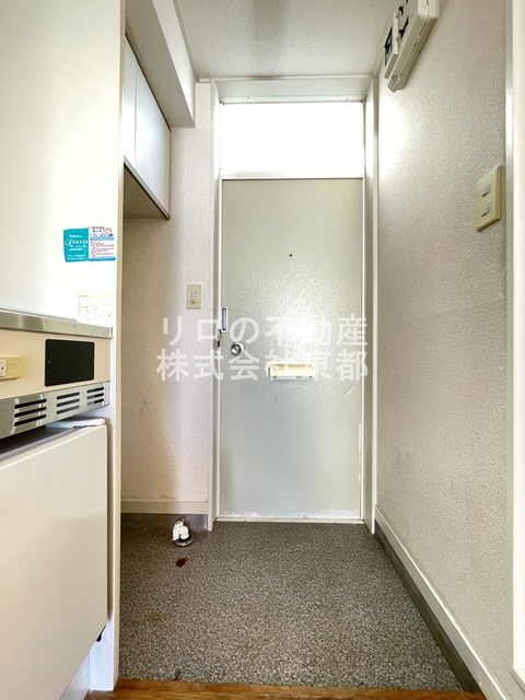 玄関　すっきりシンプルな玄関スペースです！