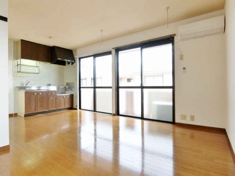 居室・リビング　図面と現状に相違がある場合には現状を優先