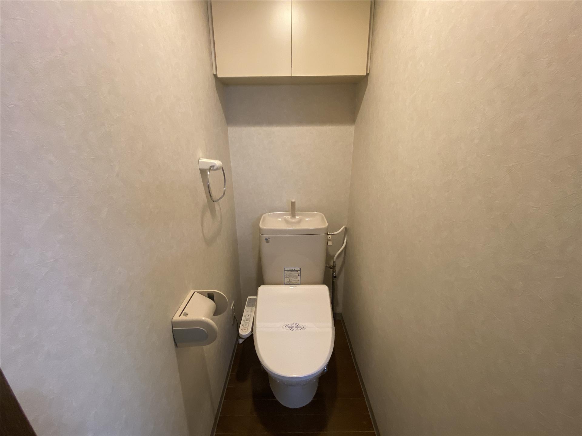 トイレ　別部屋の参考写真です