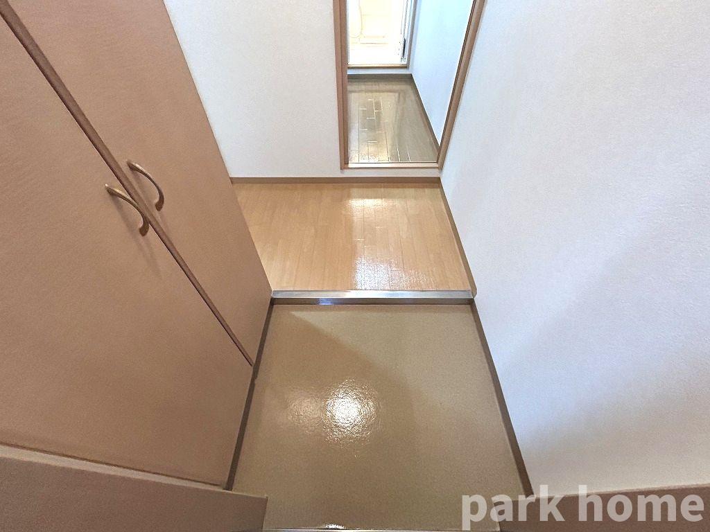 玄関　明るい玄関です