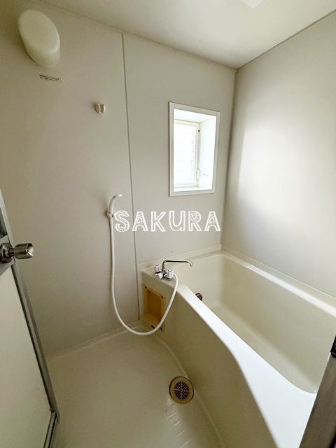 バス・シャワールーム　日々の疲れを癒すお風呂です♪