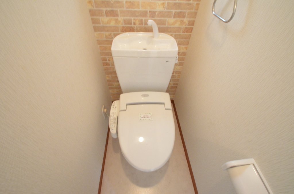 トイレ　シャワー付トイレ