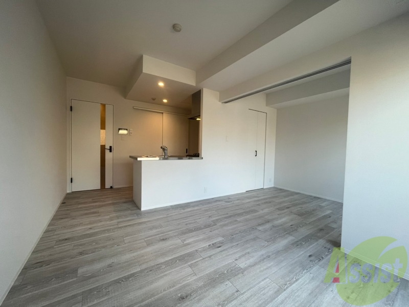 居室・リビング　広くてきれいなリビングです！快適に過ごせそうですね。