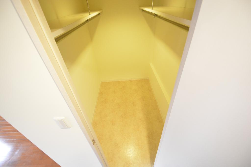 収納　クローゼット