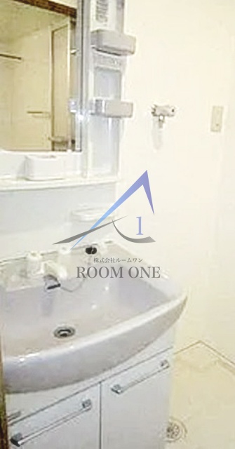 洗面設備　洗面台です。